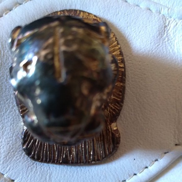 Ruth E. Saltz Vintage White Leather Clutch | 13" x 8" - Picture 4 of 5